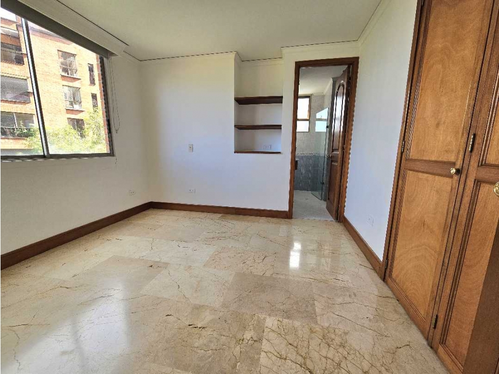 Apartamento en venta en Los Balsos, Bogotá · foto 11 de 14
