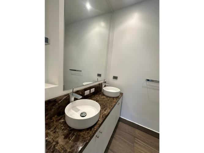 Apartamento de 3 alcobas en venta en Los Rosales, Bogotá, 190 m² · foto 16 de 24