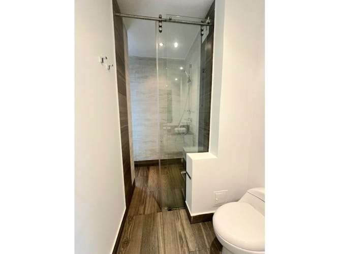 Apartamento de 3 alcobas en venta en Los Rosales, Bogotá, 190 m² · foto 20 de 24