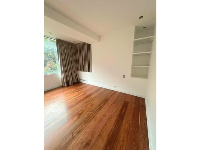 Apartamento de 3 alcobas en venta en Los Rosales, Bogotá, 190 m² · foto 23 de 24