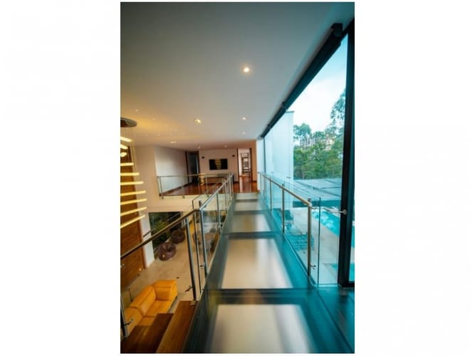 Casa de 4 alcobas en venta en El Poblado, Medellín, 700 m² · foto 7 de 24