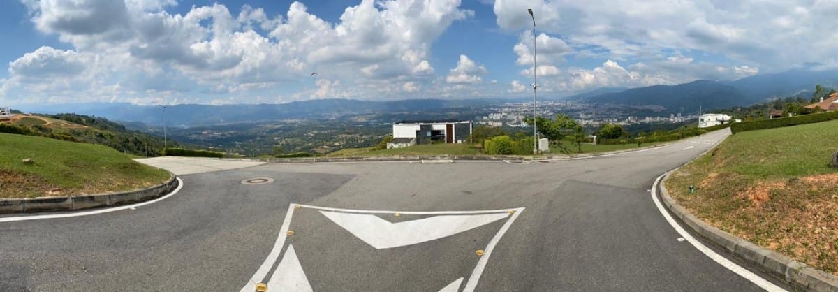 Lote en venta en Ruitoque, Floridablanca, 2417 m² · foto 4 de 18