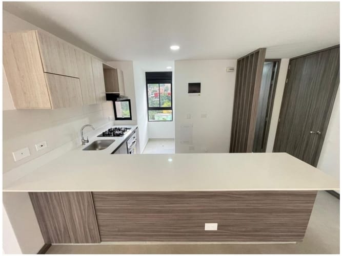 Apartamento en venta en Camino Verde, Envigado, 93 m² · foto 4 de 24