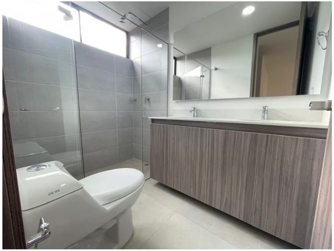 Apartamento en venta en Camino Verde, Envigado, 93 m² · foto 13 de 24