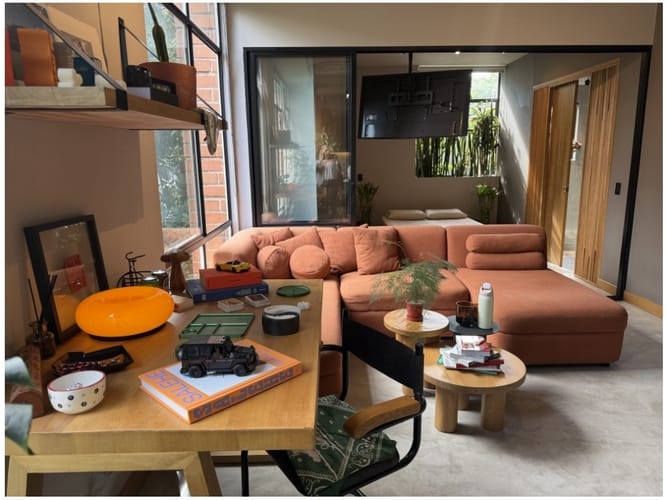 Apartamento en venta en El Poblado, Medellín, 92 m² · foto 2 de 14