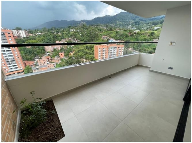 Apartamento en venta en Camino Verde, Envigado, 93 m² · foto 18 de 24