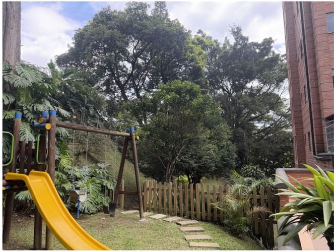 Apartamento en venta en El Poblado, Medellín, 92 m² · foto 14 de 14