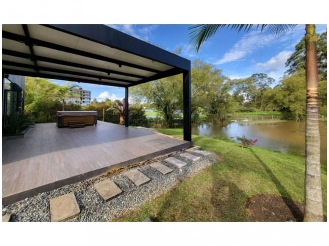 Casa de 4 alcobas en venta en Llano Grande, Rionegro, 540 m² · foto 6 de 24