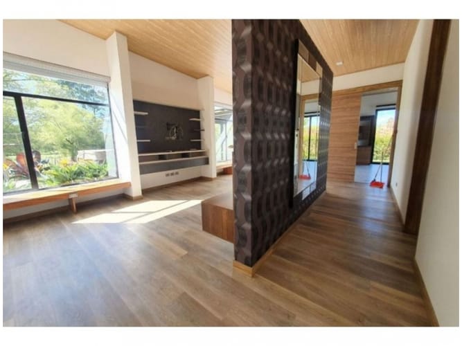 Casa de 4 alcobas en venta en Llano Grande, Rionegro, 540 m² · foto 10 de 24