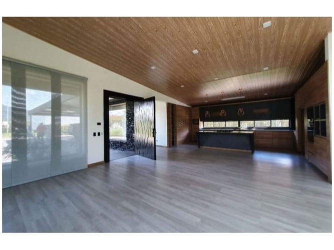 Casa de 4 alcobas en venta en Llano Grande, Rionegro, 540 m² · foto 11 de 24