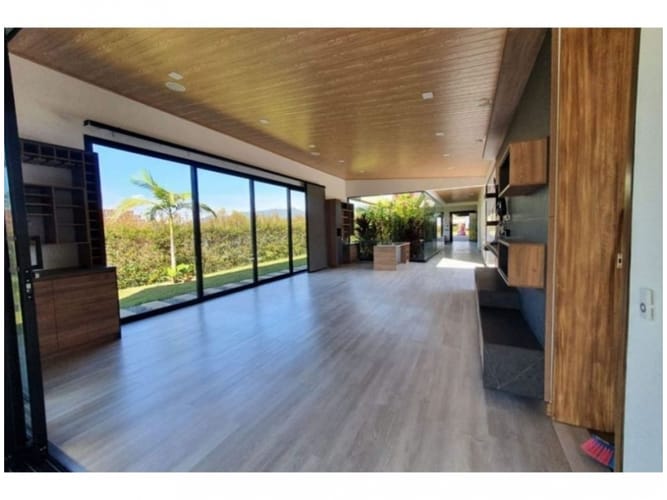 Casa de 4 alcobas en venta en Llano Grande, Rionegro, 540 m² · foto 14 de 24