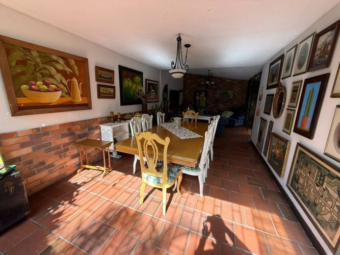 Casa de 7 alcobas en venta en Cabecera Del Llano, Bucaramanga, 461 m² · foto 4 de 20