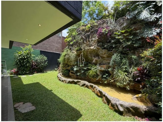 Casa de 4 alcobas en venta en Montessori, Envigado, 345 m² · foto 9 de 24