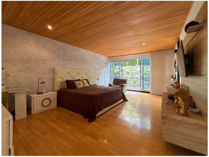 Casa de 4 alcobas en venta en Montessori, Envigado, 345 m² · foto 20 de 24