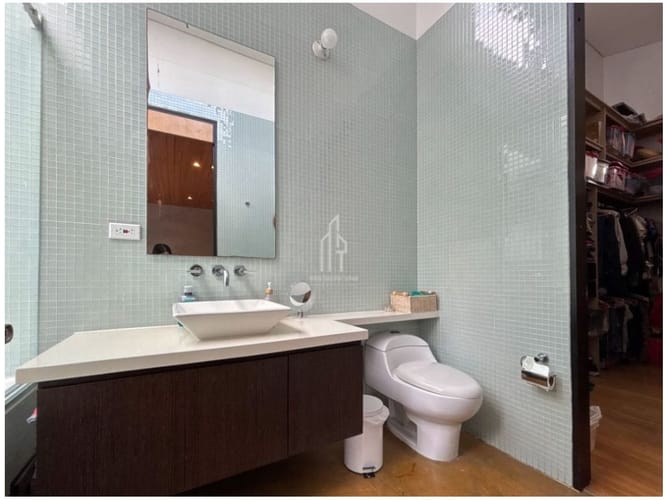 Casa de 4 alcobas en venta en Montessori, Envigado, 345 m² · foto 22 de 24