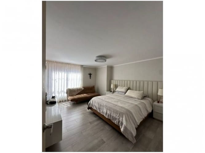 Apartamento en venta en El Poblado, Medellín · foto 4 de 11