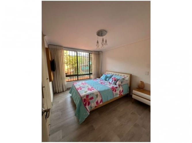 Apartamento en venta en El Poblado, Medellín · foto 7 de 11