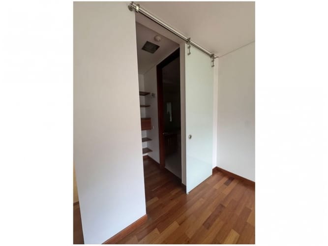 Apartamento de 3 alcobas en venta en El Poblado, Medellín, 272 m² · foto 7 de 24