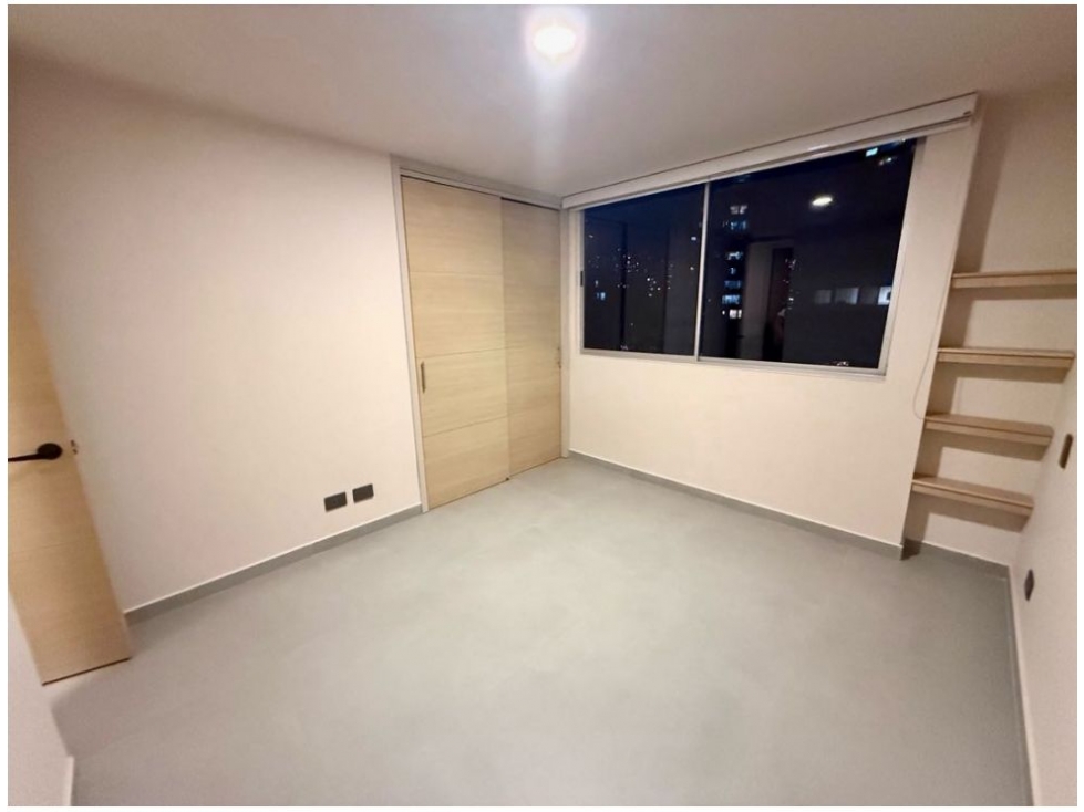 Apartamento en venta en El Poblado, Medellín · foto 4 de 8