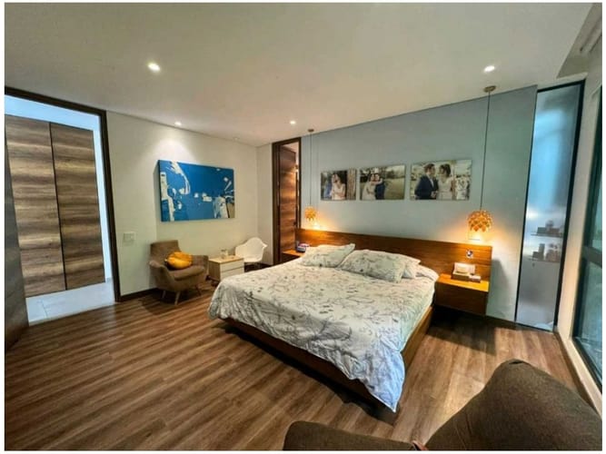 Apartamento de 4 alcobas en venta en El Poblado, Medellín, 250 m² · foto 9 de 18