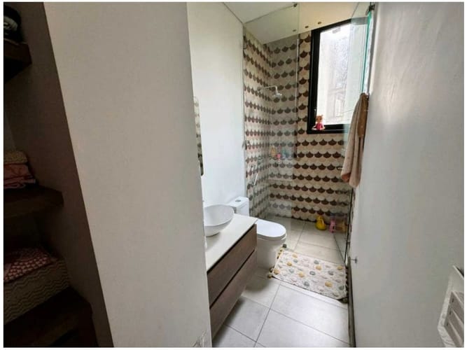 Apartamento de 4 alcobas en venta en El Poblado, Medellín, 250 m² · foto 11 de 18