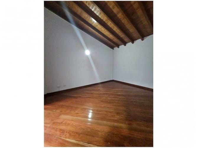 Casa de 5 alcobas en venta en Altos Del Poblado, Medellín, 420 m² · foto 19 de 24