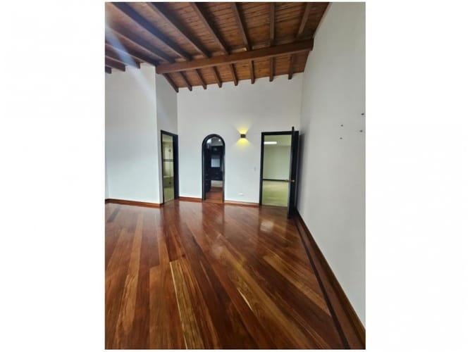 Casa de 5 alcobas en venta en Altos Del Poblado, Medellín, 420 m² · foto 20 de 24