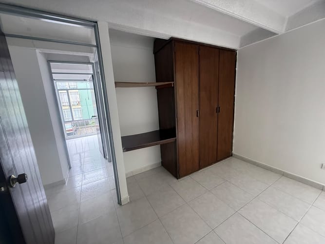Apartamento de 3 alcobas en arriendo en Bosque De San Carlos, Bogotá, 60 m² · foto 4 de 7