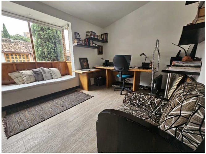 Casa de 3 alcobas en venta en Loma Del Escobero, Envigado, 220 m² · foto 7 de 9