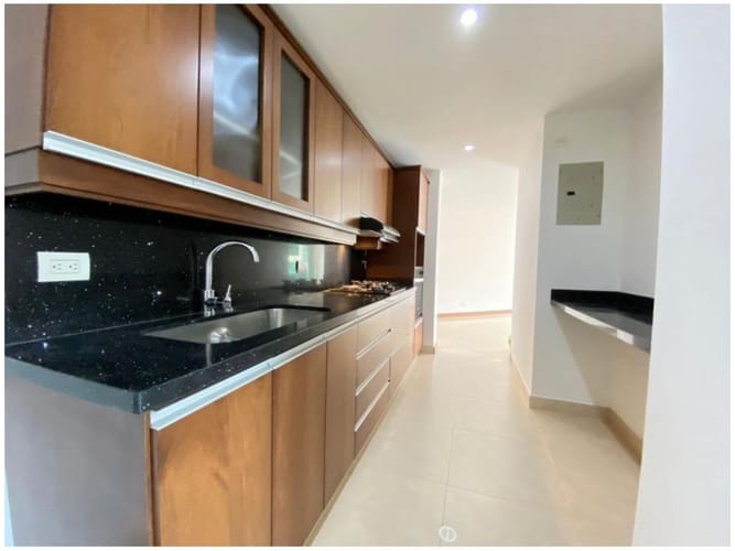 Apartamento en venta en Laureles, Medellín · foto 5 de 16