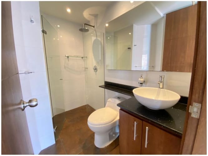 Apartamento en venta en Laureles, Medellín · foto 9 de 16