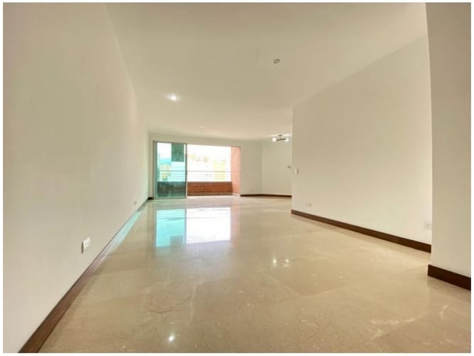 Apartamento en venta en Laureles, Medellín · foto 11 de 16