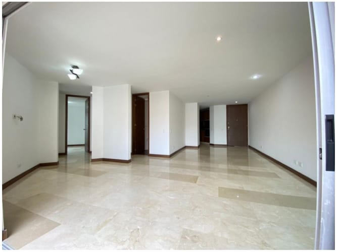 Apartamento en venta en Laureles, Medellín · foto 13 de 16