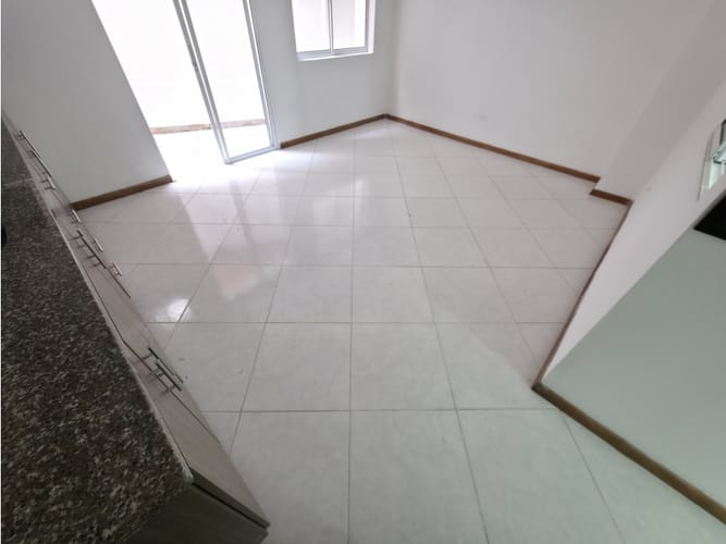Apartamento de 2 alcobas en arriendo en Cataluña, Medellín, 56 m² · foto 2 de 8