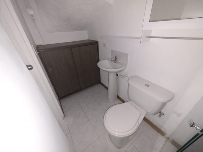 Apartamento de 2 alcobas en arriendo en Cataluña, Medellín, 56 m² · foto 5 de 8