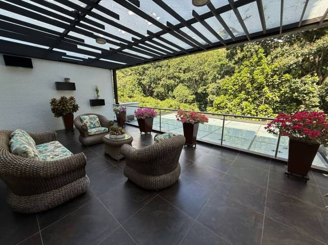 Casa de 5 alcobas en venta en Cabecera Del Llano, Bucaramanga, 470 m² · foto 10 de 21