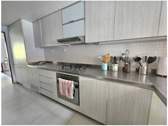 Casa de 3 alcobas en venta en Loma Del Chocho, Medellín, 240 m² · foto 10 de 17