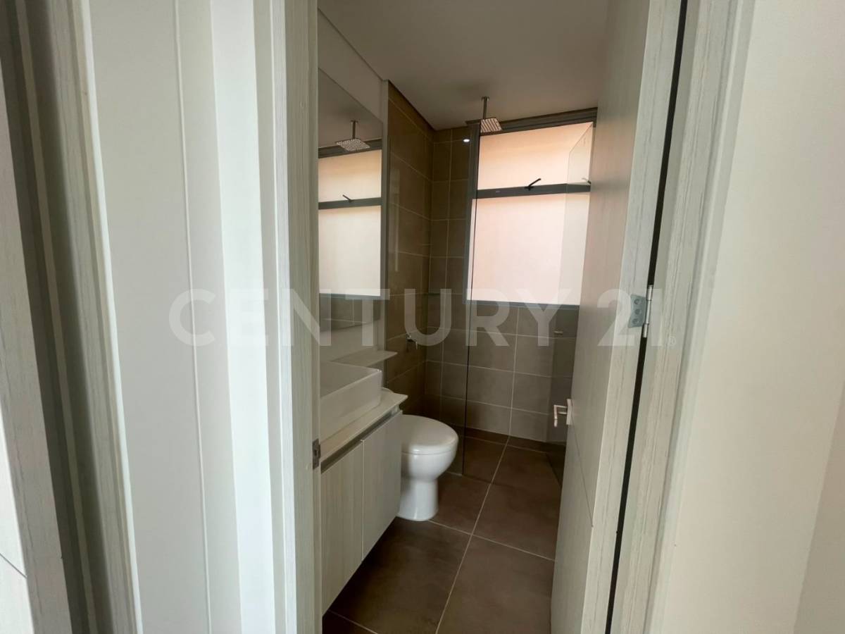 Apartamento en arriendo en Claraval, Envigado · foto 11 de 13