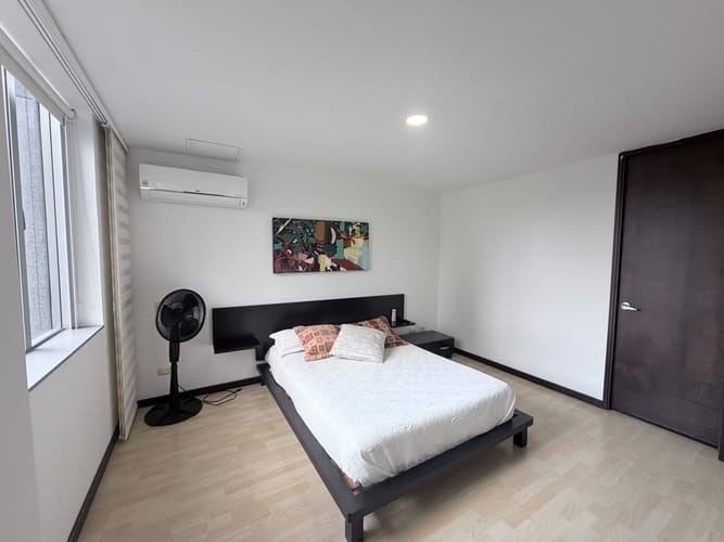 Apartamento de 2 alcobas en arriendo en El Poblado, Medellín, 116 m² · foto 12 de 18