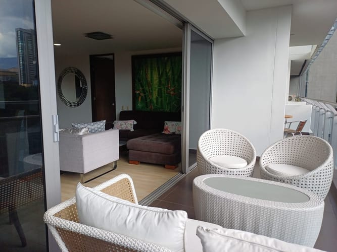 Apartamento de 2 alcobas en arriendo en El Poblado, Medellín, 116 m² · foto 17 de 18