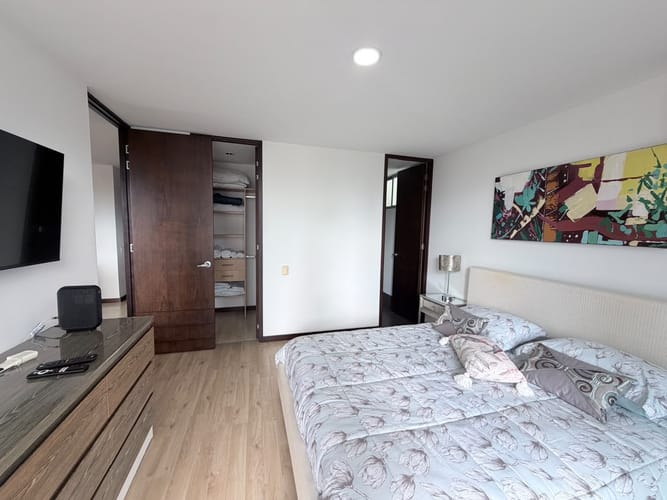 Apartamento de 2 alcobas en arriendo en El Poblado, Medellín, 116 m² · foto 11 de 18