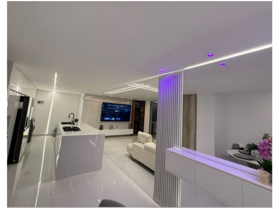 Apartamento en venta en El Poblado, Medellín · foto 11 de 15