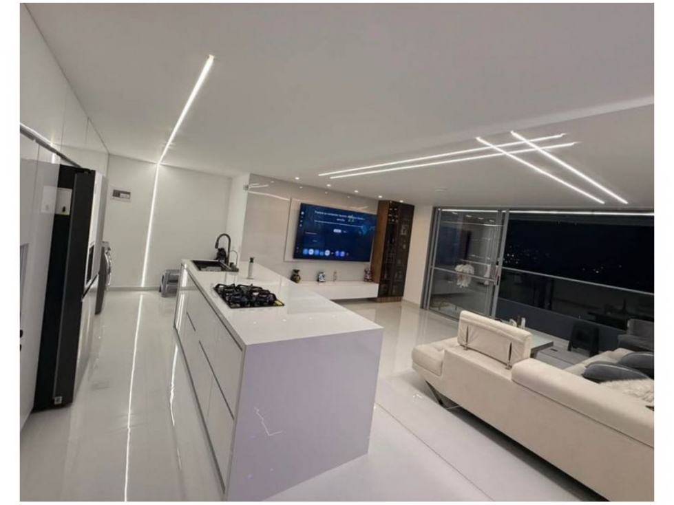 Apartamento en venta en El Poblado, Medellín · foto 12 de 15