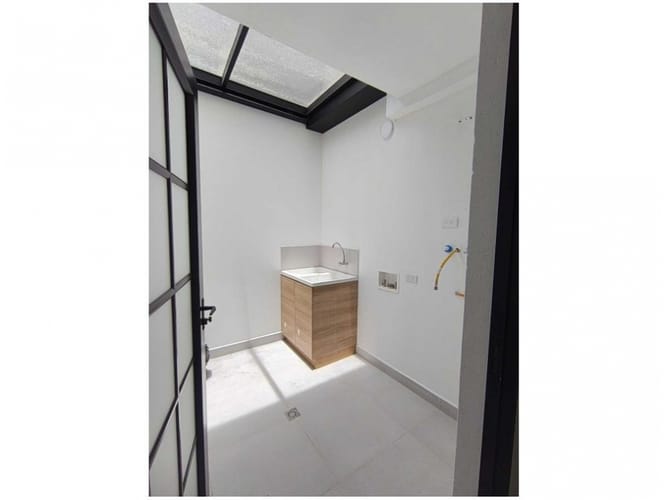 Casa de 3 alcobas en venta en San Antonio De Pereira, Rionegro, 160 m² · foto 12 de 24