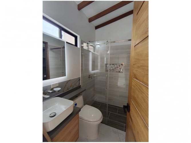 Casa de 3 alcobas en venta en San Antonio De Pereira, Rionegro, 160 m² · foto 19 de 24