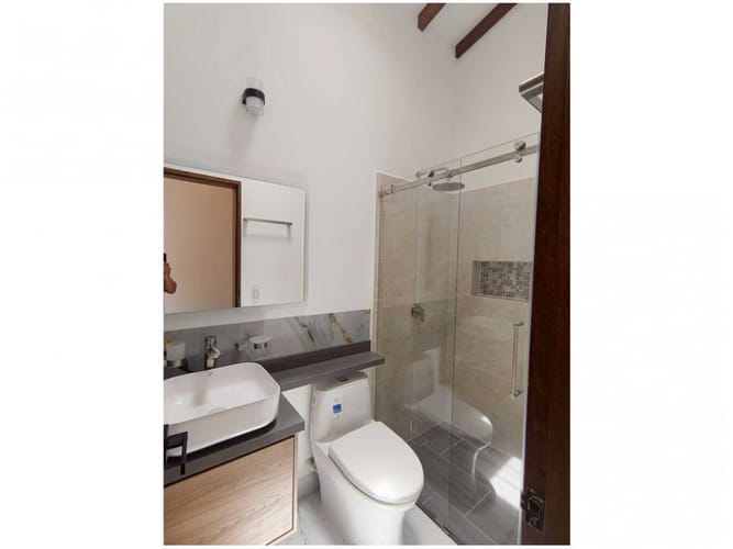 Casa de 3 alcobas en venta en San Antonio De Pereira, Rionegro, 160 m² · foto 21 de 24