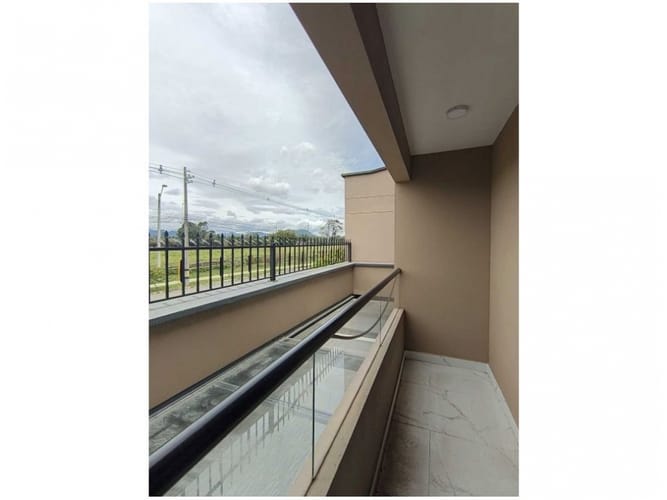 Casa de 3 alcobas en venta en San Antonio De Pereira, Rionegro, 160 m² · foto 24 de 24