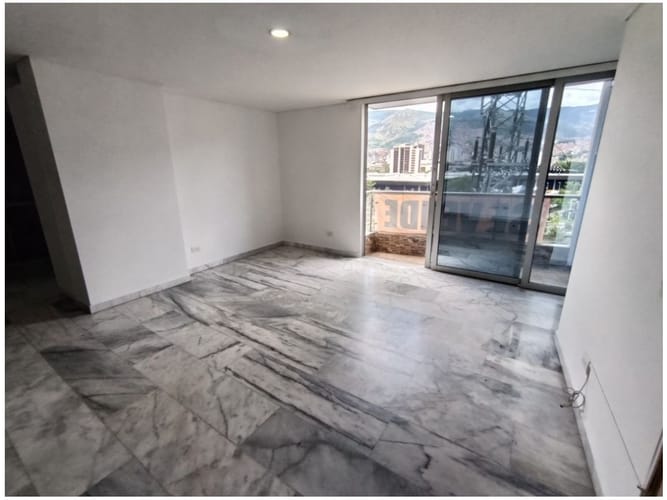 Apartamento en venta en Conquistadores, Medellín, 107 m² · foto 2 de 24