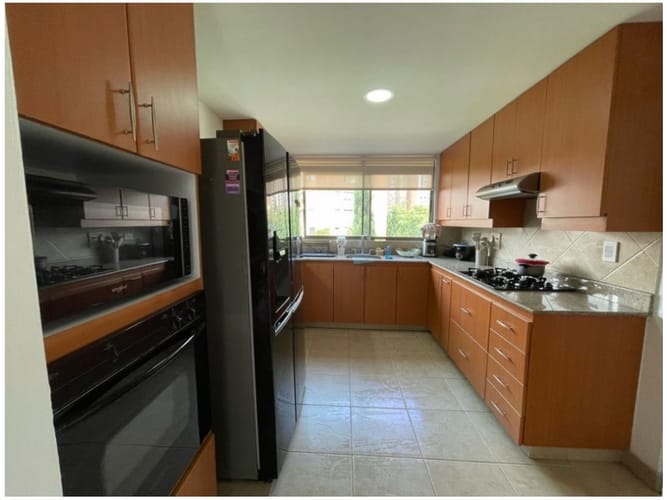 Casa de 3 alcobas en venta en Obrero, Envigado, 164 m² · foto 3 de 17