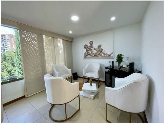 Casa de 3 alcobas en venta en Obrero, Envigado, 164 m² · foto 5 de 17